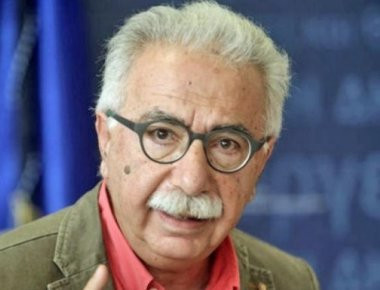 ΠΑΣΟΚ για Γαβρόγλου: Υποκρίνεται σε βάρος της νέας γενιάς
